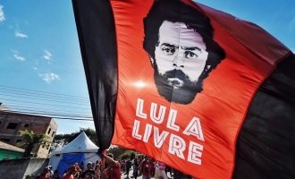 Lawfare vs. #LulaLivre: Brasil, entre la farsa y la tragedia