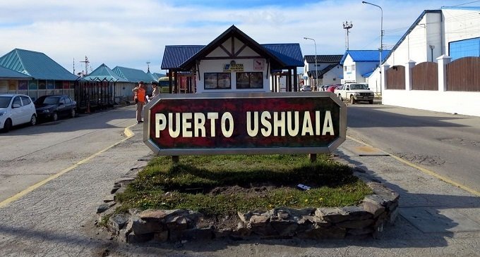 Trabajó seis años como estibador, pero cambió su identidad de género y la despidieron