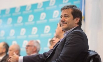 Mariano Recalde: “El plan no es privatizar Aerolíneas sino fundirla y cerrarla”