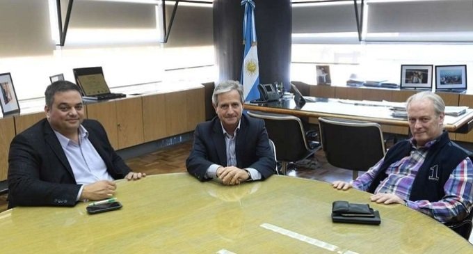 Advierten que el acuerdo con el FMI devaluará los salarios públicos