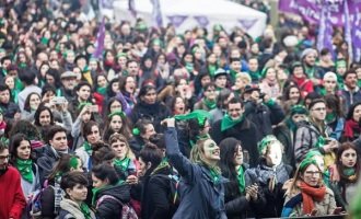 La marea verde llegó para quedarse: será ley