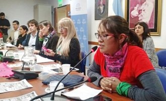 Las mujeres que encabezaron la audiencia migrante