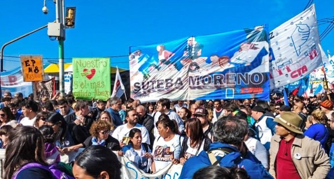 “El abandono total que están recibiendo las escuelas de la Provincia es terrible”