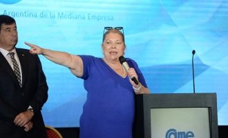 Frente a empresarios, Elisa Carrió volvió a disparar contra Garavano