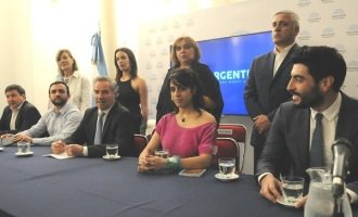 Solá abandonó a Massa y conformó “Red por Argentina”, un espacio filo K