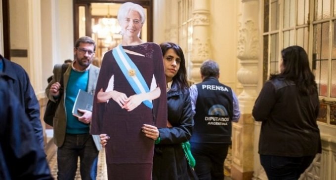 Presupuesto 2019: se recorta todo menos los intereses de la deuda