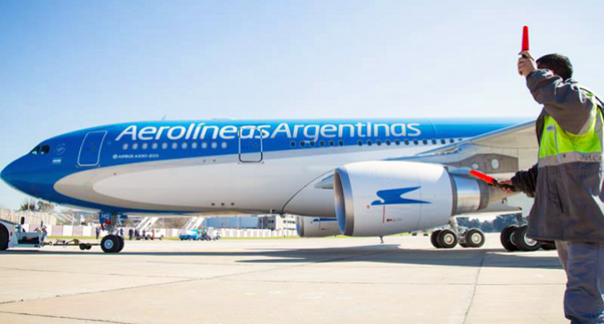 Aerolíneas Argentinas convocó a los gremios a discutir paritarias