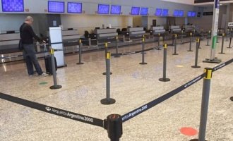 Paro total en Aerolíneas Argentinas tras la suspensión de 376 trabajadores