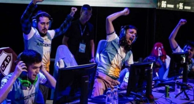 Superliga emulada: clubes argentinos reclutan “gamers” para la competencia de FIFA19
