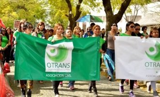 Policía de La Plata atacó a mujer trans: “Te voy a plantar drogas, puto del orto”