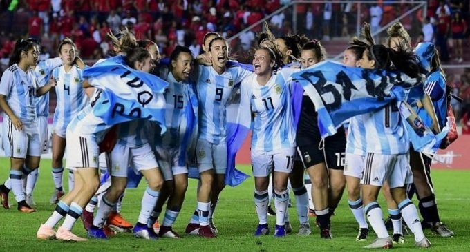 A pesar de la falta de apoyo de la AFA, el seleccionado femenino clasificó al Mundial de Francia 2019