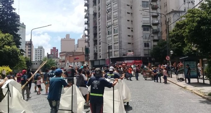 La Plata: cartoneros mostraron la ineficiencia de una empresa privada en la recolección de residuos