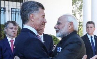 Yoga y litio: intereses de la visita del presidente indio a la Argentina