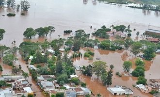 Inundaciones en el Litoral: miles de evacuados, sin soluciones concretas y lluvias que no ceden