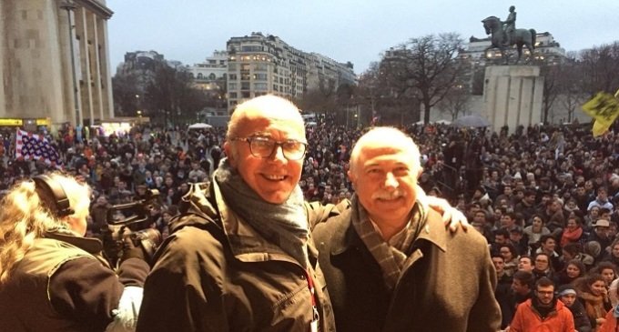 Un senador radical participó de una marcha en contra del aborto en París
