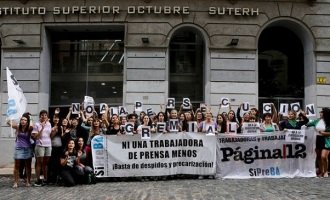 Asamblea de mujeres en defensa de la periodista despedida de AM 750