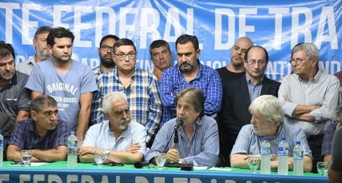 Con la CGT planchada, la Corriente Federal presiona para un plan de lucha ante la situación económica