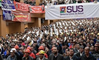 Otro logro del gobierno de Evo Morales: salud universal y gratuita