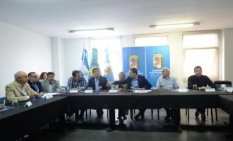 El PJ se reunió en La Plata y apura al sector de Pichetto