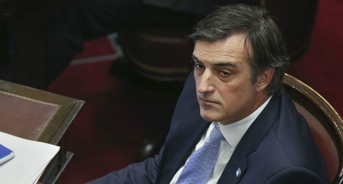 Cambiemos quiere limitar los días de paro docente a cinco por año