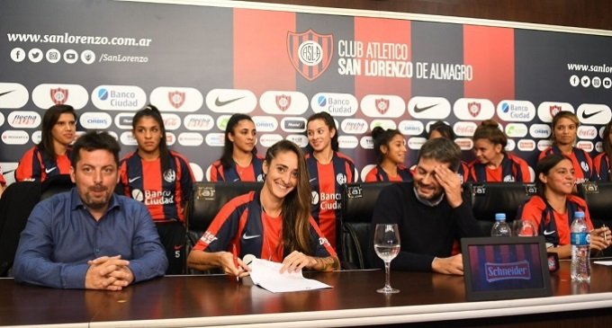 San Lorenzo se convirtió en el primer club en profesionalizar el fútbol femenino