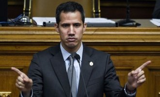 Venezuela: ¿Por qué le retiraron a Guaidó su inmunidad parlamentaria?