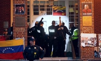 Conflicto en la Embajada venezolana: EE.UU. viola el derecho internacional