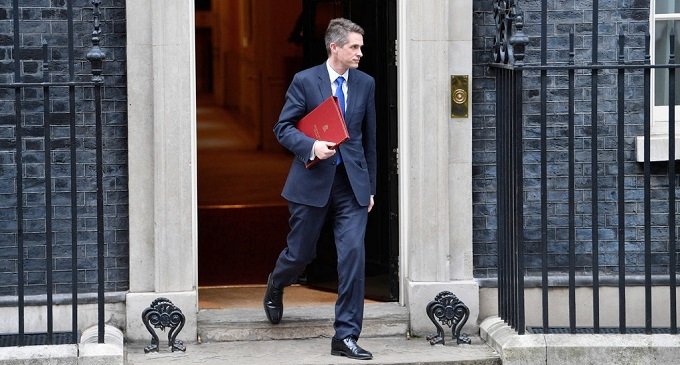 Escándalo en Inglaterra: la trama Huawei