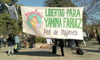 Absolvieron a la mujer que no pudo evitar el asesinato de su hija