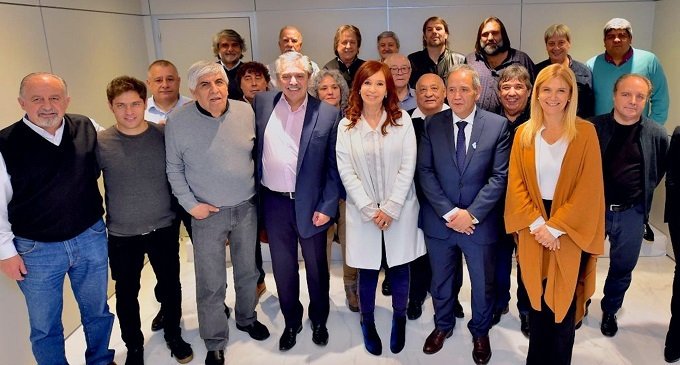 Sindicalistas a cuenta gotas en las listas