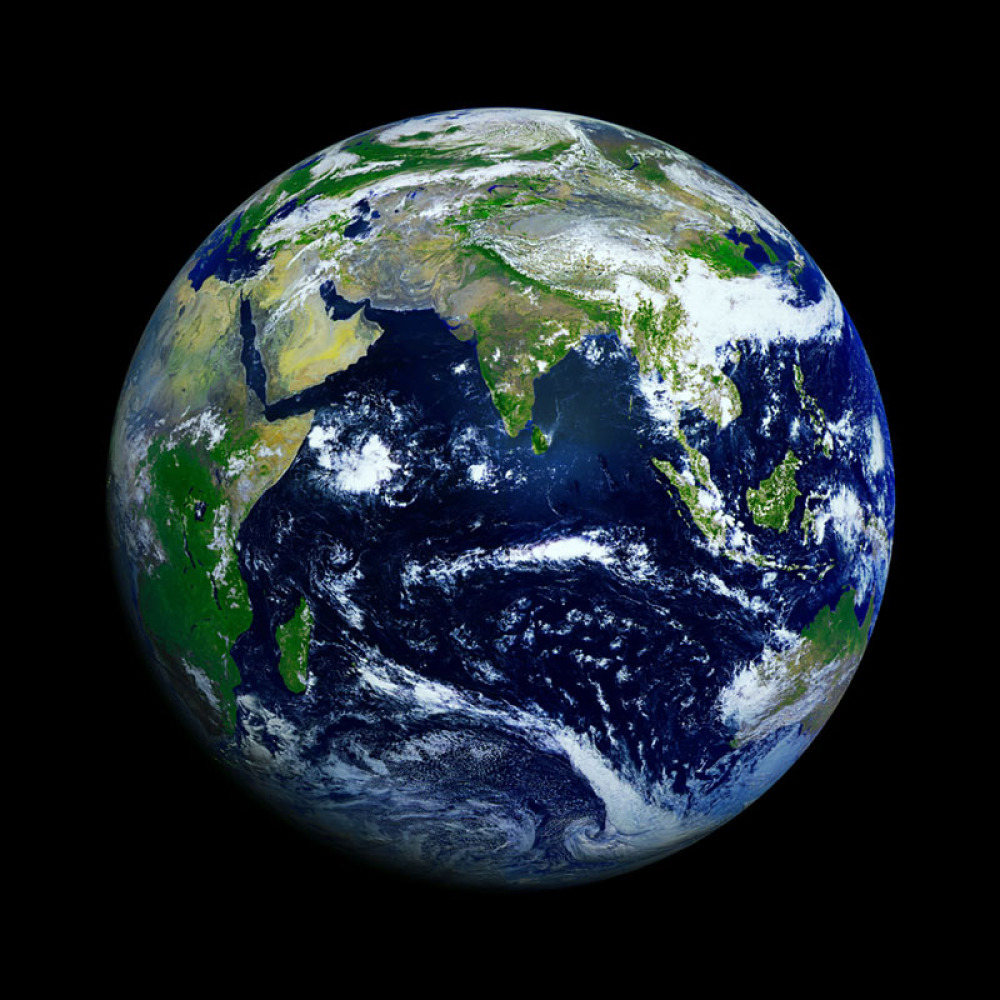 En 2012, la zonda espacial rusa Elektro-L capturó la foto de más alta resolución de la Tierra jamás tomada desde el espacio. 